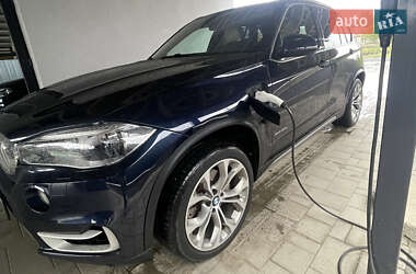 Внедорожник / Кроссовер BMW X5 2017 в Луцке