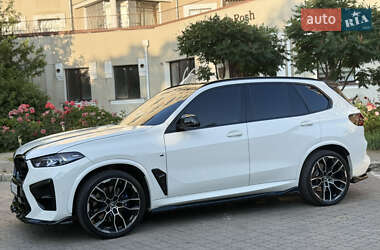 Внедорожник / Кроссовер BMW X5 2019 в 