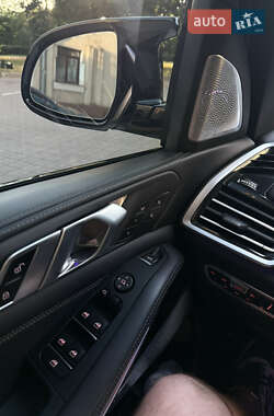 Внедорожник / Кроссовер BMW X5 2019 в 