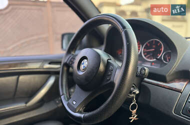Внедорожник / Кроссовер BMW X5 2004 в 