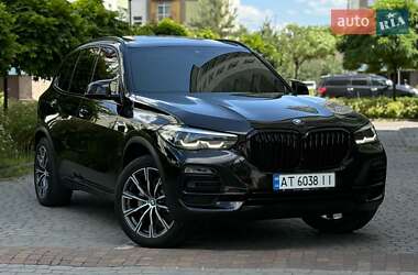 Внедорожник / Кроссовер BMW X5 2018 в Ивано-Франковске