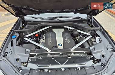 Позашляховик / Кросовер BMW X5 2019 в 