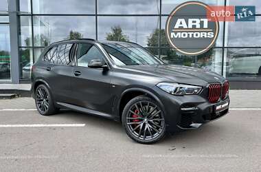 Позашляховик / Кросовер BMW X5 2022 в 