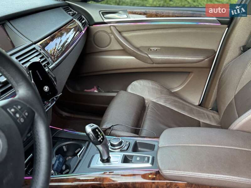 Позашляховик / Кросовер BMW X5 2013 в Тульчині