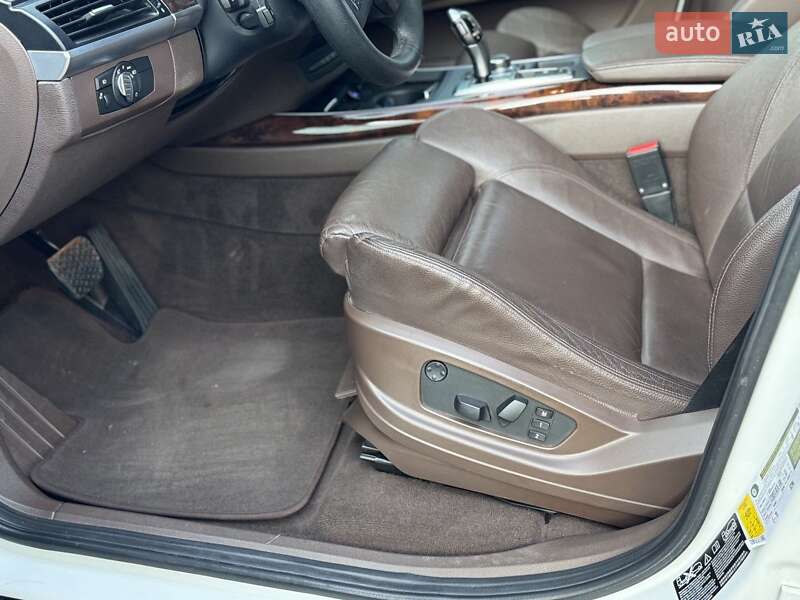 Позашляховик / Кросовер BMW X5 2013 в Тульчині