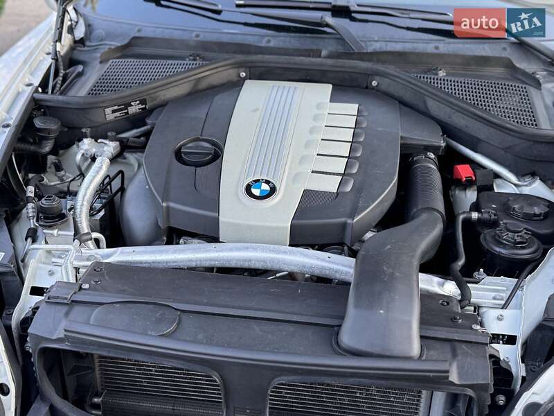 Позашляховик / Кросовер BMW X5 2013 в Тульчині