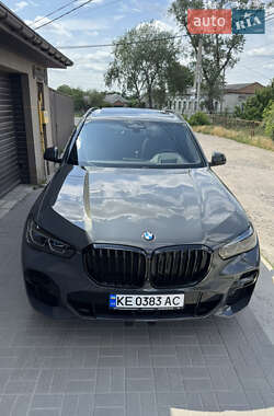 Внедорожник / Кроссовер BMW X5 2022 в 