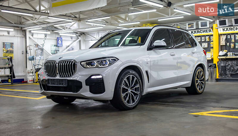 BMW X5 2019