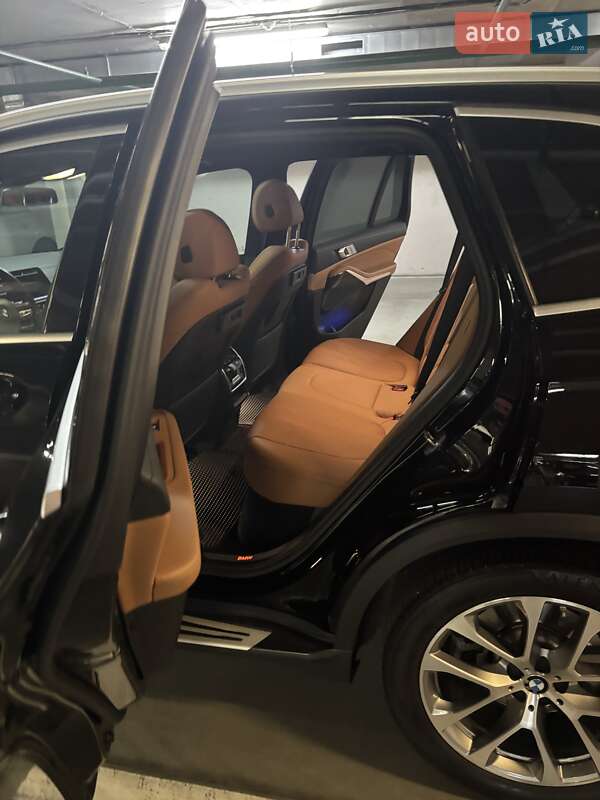 Внедорожник / Кроссовер BMW X5 2022 в Киеве
