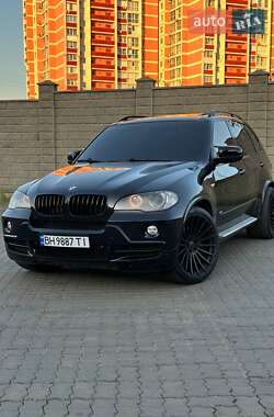 Внедорожник / Кроссовер BMW X5 2007 в Черноморске