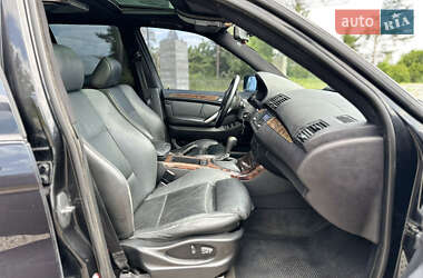 Позашляховик / Кросовер BMW X5 2002 в 