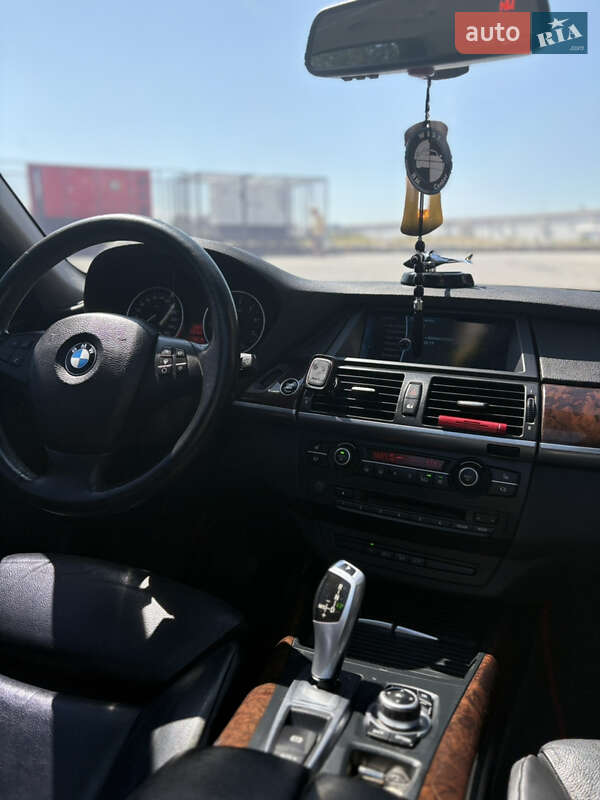 Внедорожник / Кроссовер BMW X5 2010 в Калуше фото 12 Внедорожник / Кроссовер BMW X5 2010 в Калуше