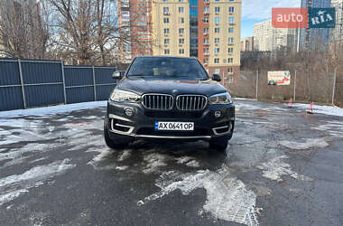 Позашляховик / Кросовер BMW X5 2018 в 