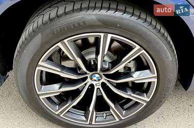Позашляховик / Кросовер BMW X5 2019 в 