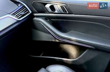 Позашляховик / Кросовер BMW X5 2019 в 
