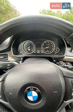 Позашляховик / Кросовер BMW X5 2015 в 