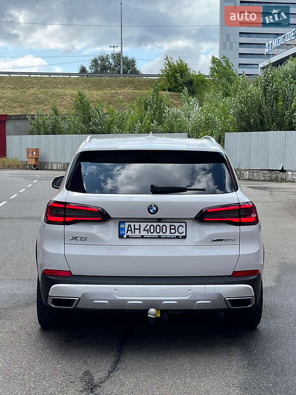 Внедорожник / Кроссовер BMW X5 2021 в Киеве