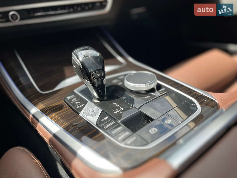 Внедорожник / Кроссовер BMW X5 2021 в Киеве