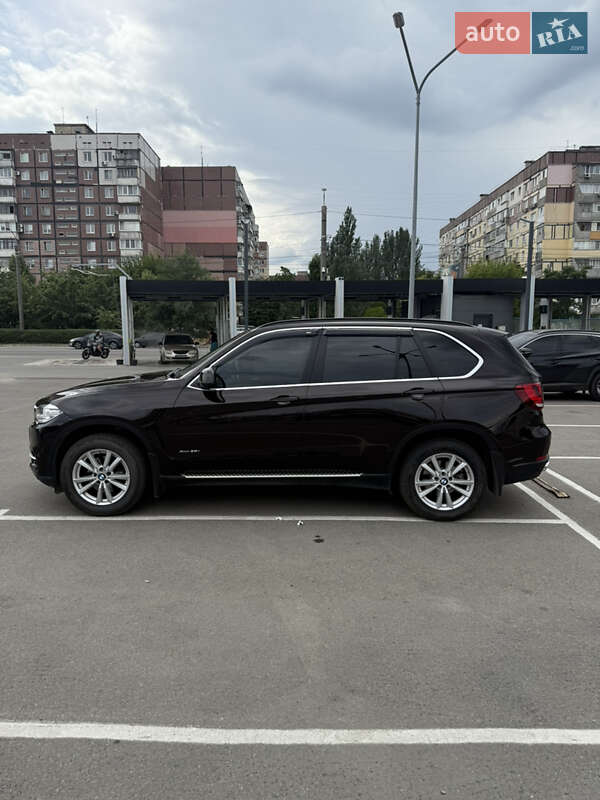 Внедорожник / Кроссовер BMW X5 2015 в Днепре