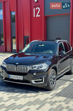 Позашляховик / Кросовер BMW X5 2016 в Львові