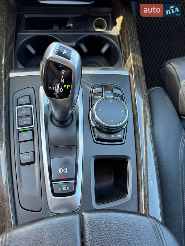 Внедорожник / Кроссовер BMW X5 2016 в Львове