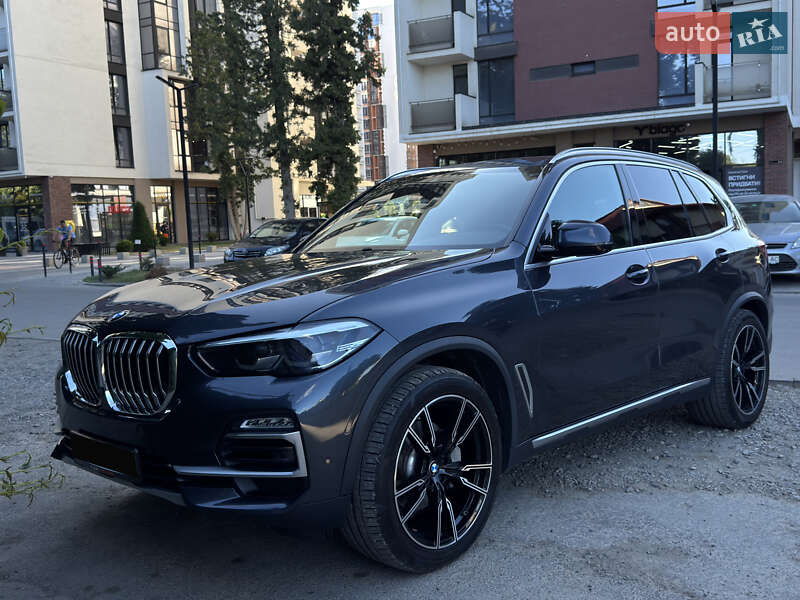 BMW X5 2019