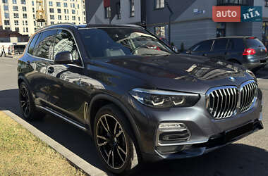 Позашляховик / Кросовер BMW X5 2019 в Івано-Франківську