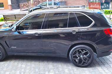 Позашляховик / Кросовер BMW X5 2017 в 