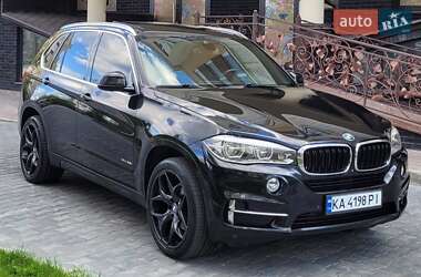Позашляховик / Кросовер BMW X5 2017 в 