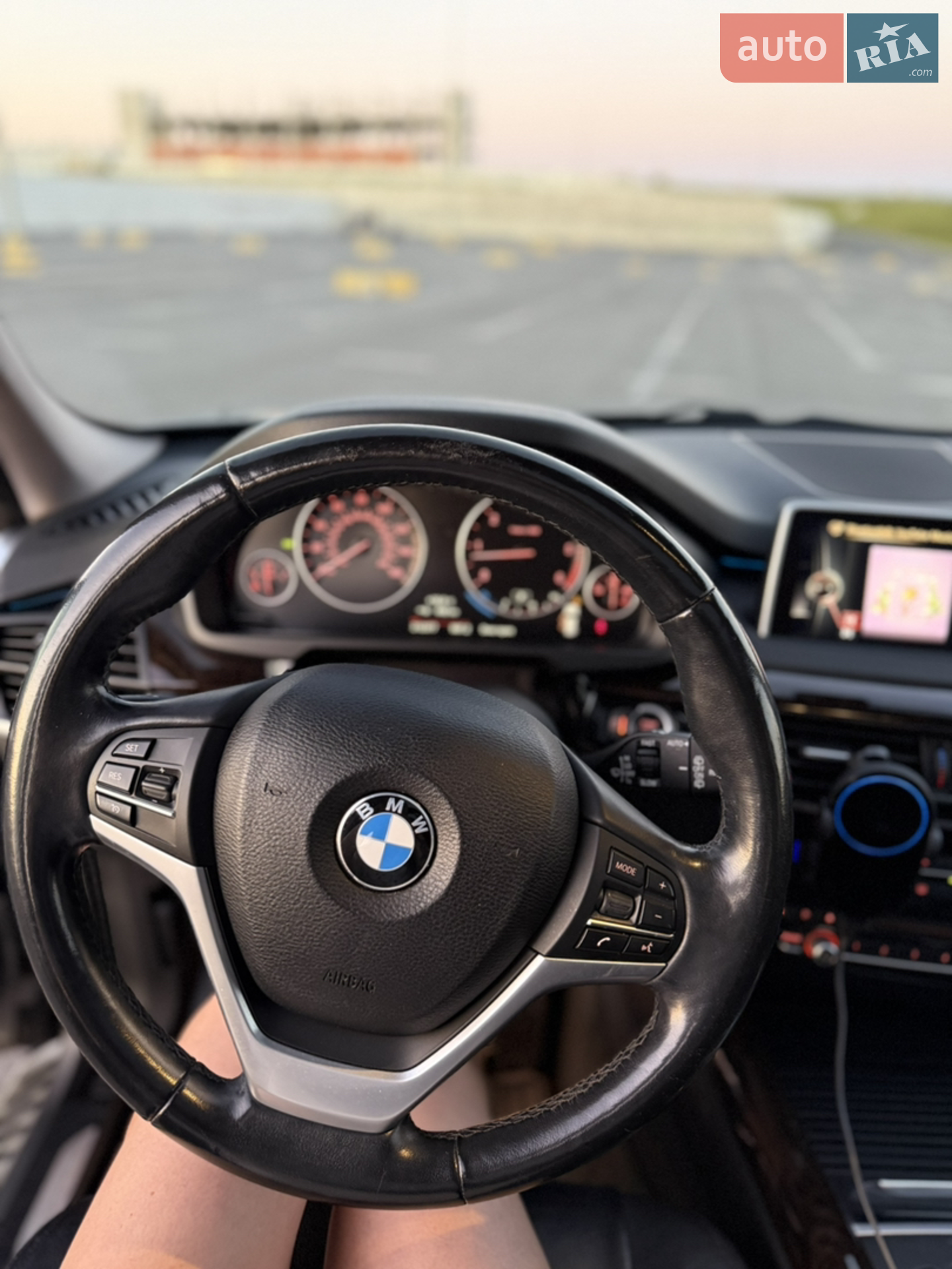 2015 BMW X5 - мініатюра 24