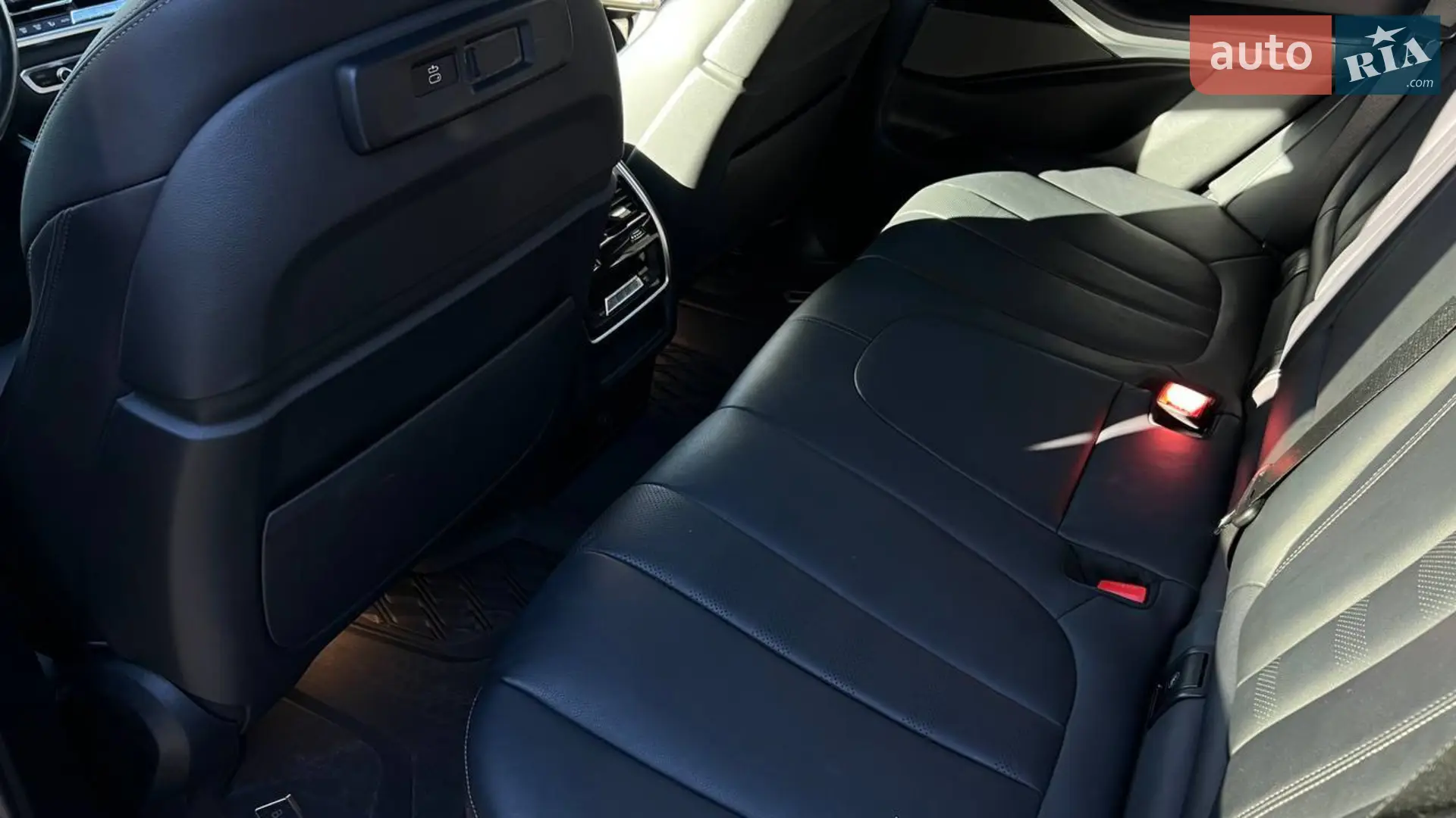 2020 BMW X5 - мініатюра 26