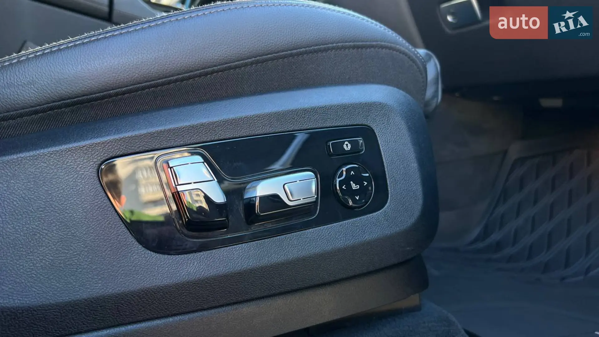 2020 BMW X5 - мініатюра 36