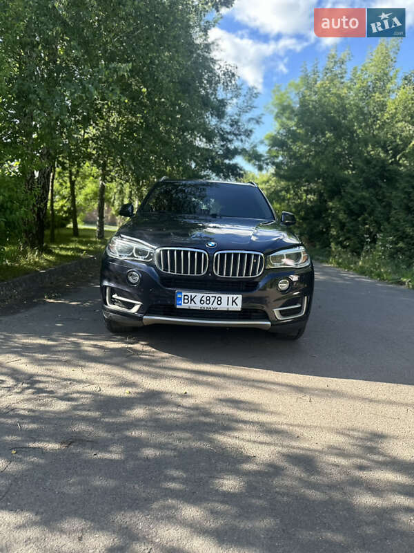 Внедорожник / Кроссовер BMW X5 2014 в Ровно