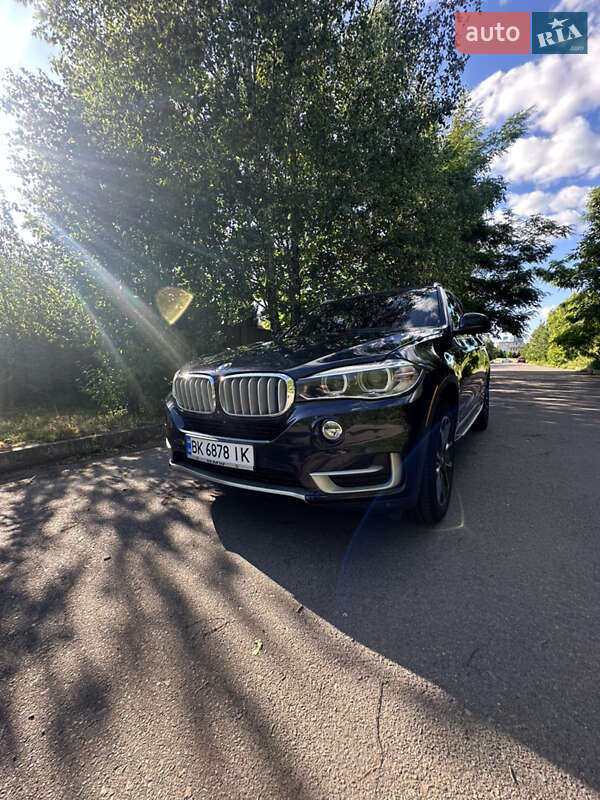 Внедорожник / Кроссовер BMW X5 2014 в Ровно