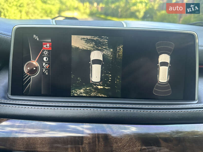 Внедорожник / Кроссовер BMW X5 2014 в Ровно