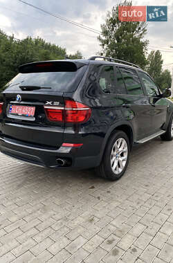 Позашляховик / Кросовер BMW X5 2012 в 