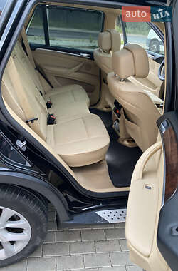 Позашляховик / Кросовер BMW X5 2012 в 