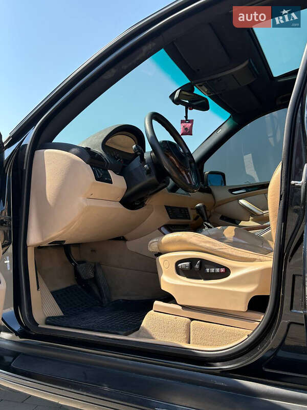 Позашляховик / Кросовер BMW X5 2002 в Одесі