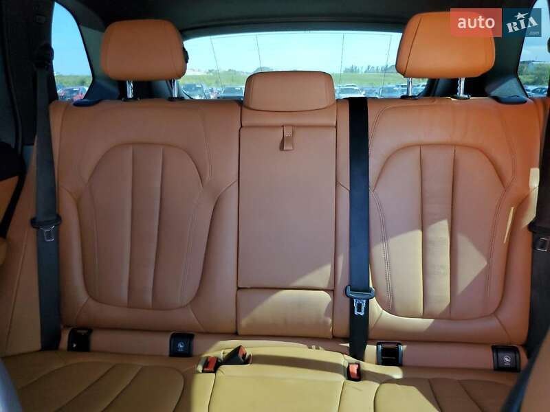 Внедорожник / Кроссовер BMW X5 2021 в Одессе