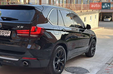 Позашляховик / Кросовер BMW X5 2014 в 