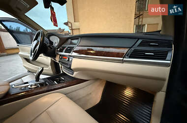 Внедорожник / Кроссовер BMW X5 2007 в 