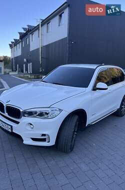 Позашляховик / Кросовер BMW X5 2013 в Міжгір'ї
