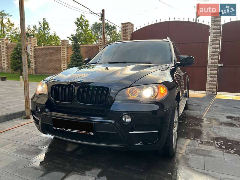 Внедорожник / Кроссовер BMW X5 2011 в Днепре