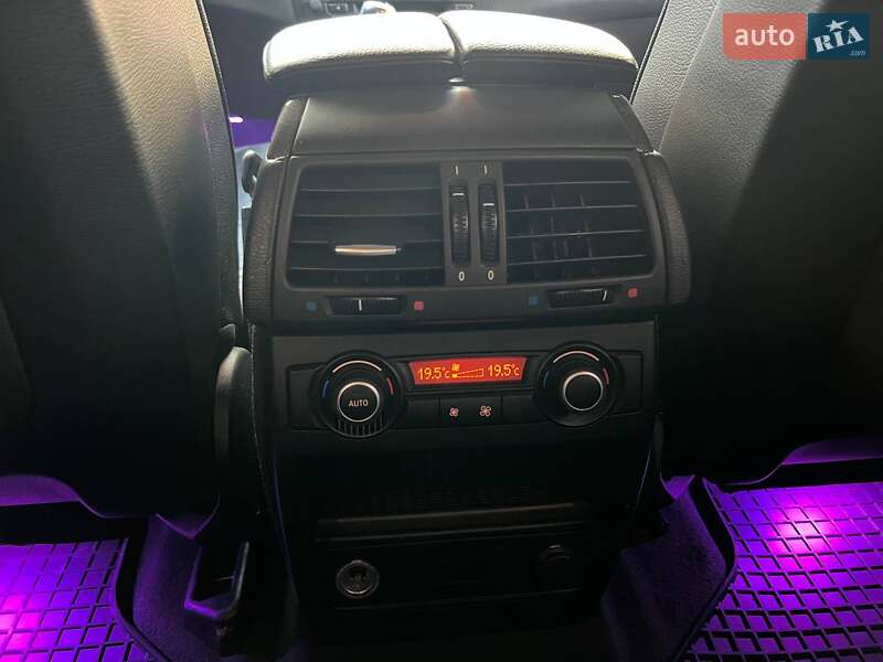 Внедорожник / Кроссовер BMW X5 2011 в Днепре