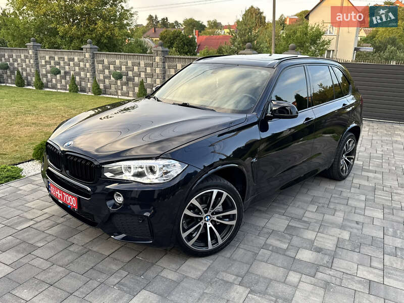 Внедорожник / Кроссовер BMW X5 2015 в Ровно