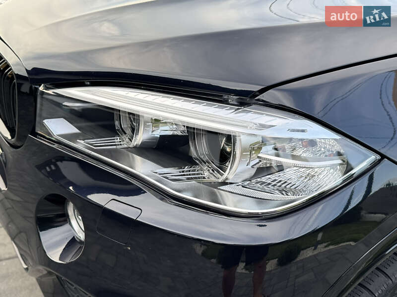 Внедорожник / Кроссовер BMW X5 2015 в Ровно