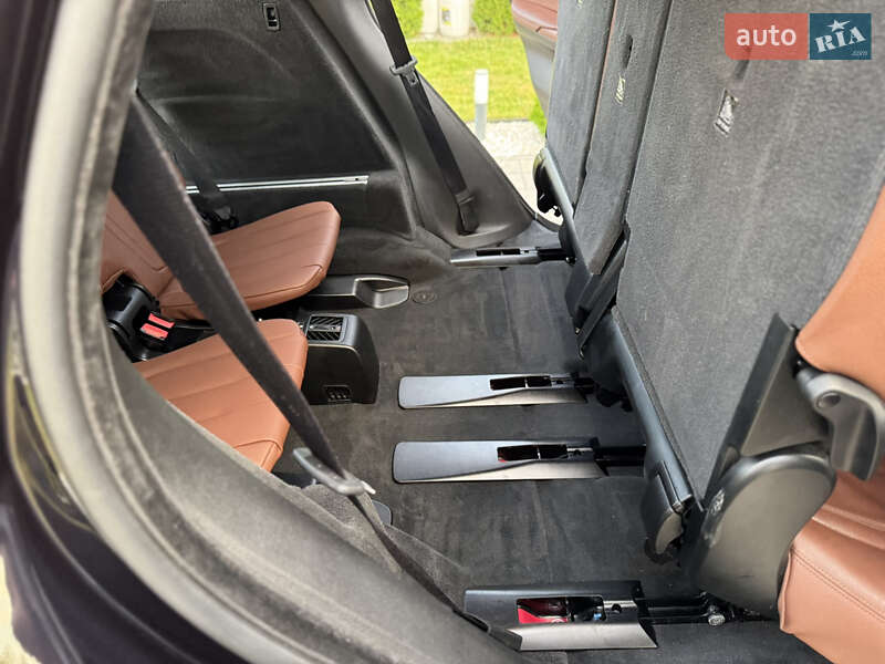 Внедорожник / Кроссовер BMW X5 2015 в Ровно