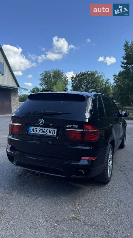 Внедорожник / Кроссовер BMW X5 2012 в Ладыжине