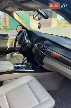 Внедорожник / Кроссовер BMW X5 2012 в 