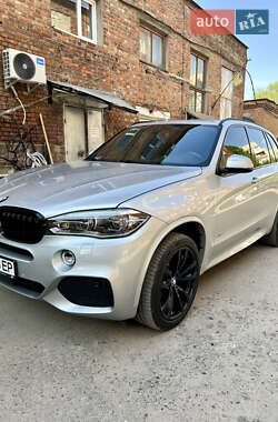 Внедорожник / Кроссовер BMW X5 2016 в Черновцах